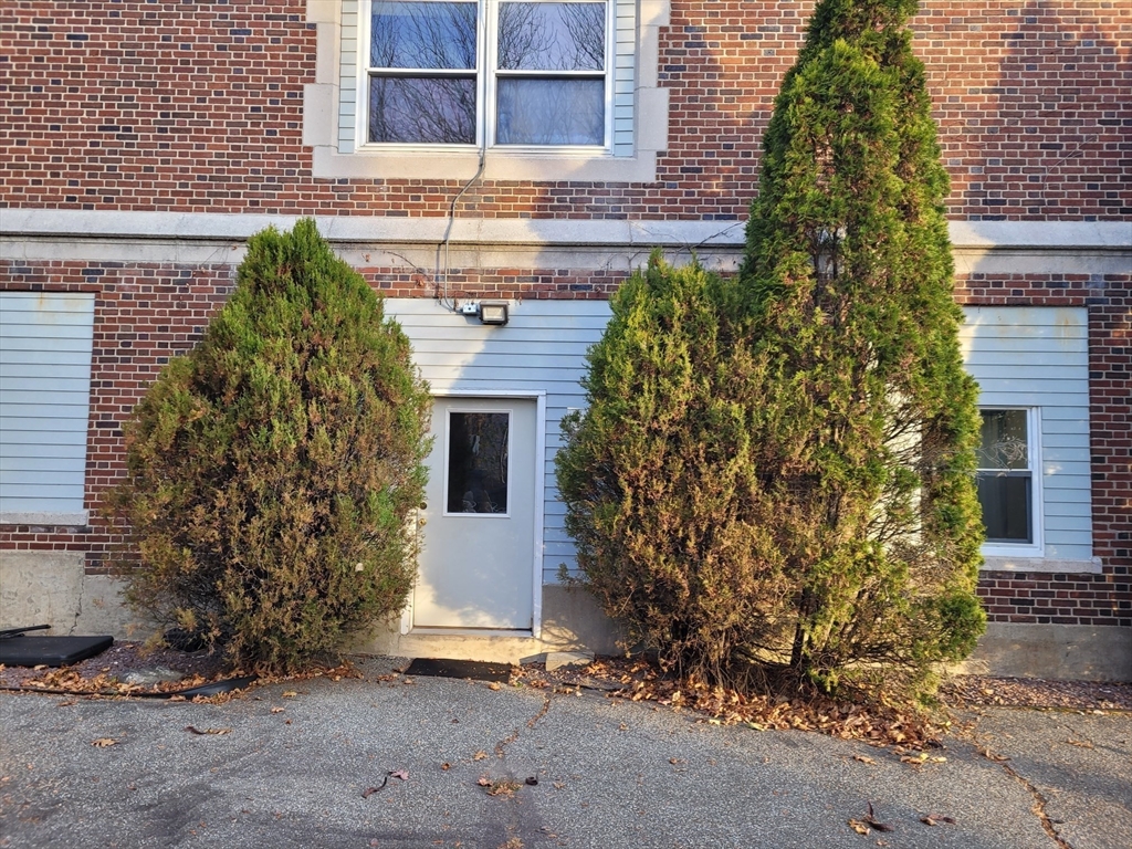 21 Middlesex Avenue, Unit 303 Worcester, MA 01604 - Photo 23 of 24