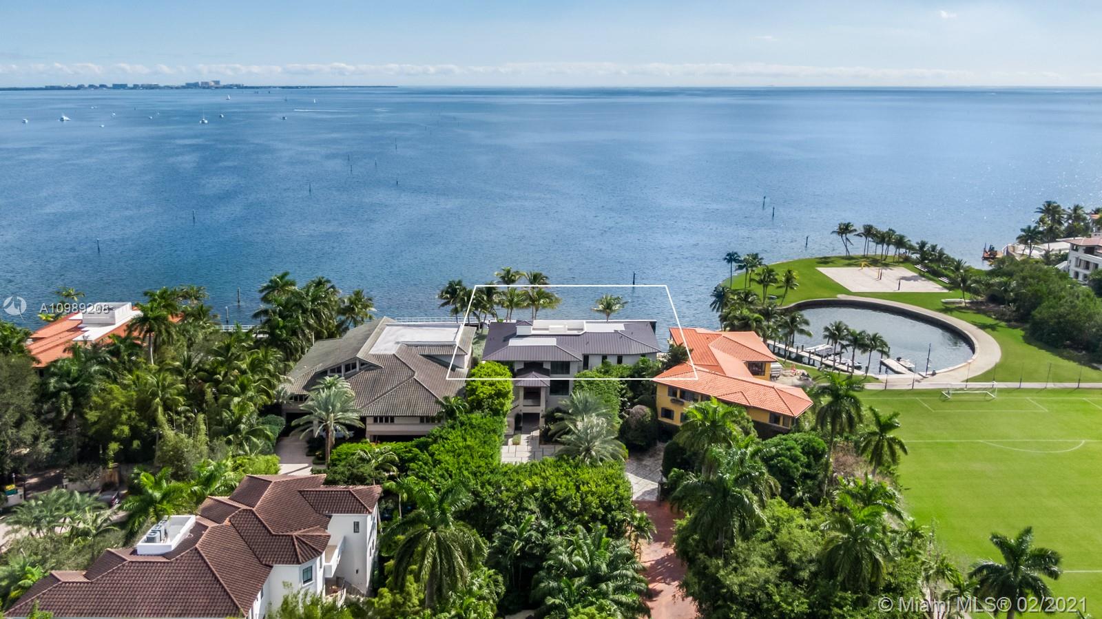 3525 Anchorage Way Miami, FL 33133 - Photo 2 of 26