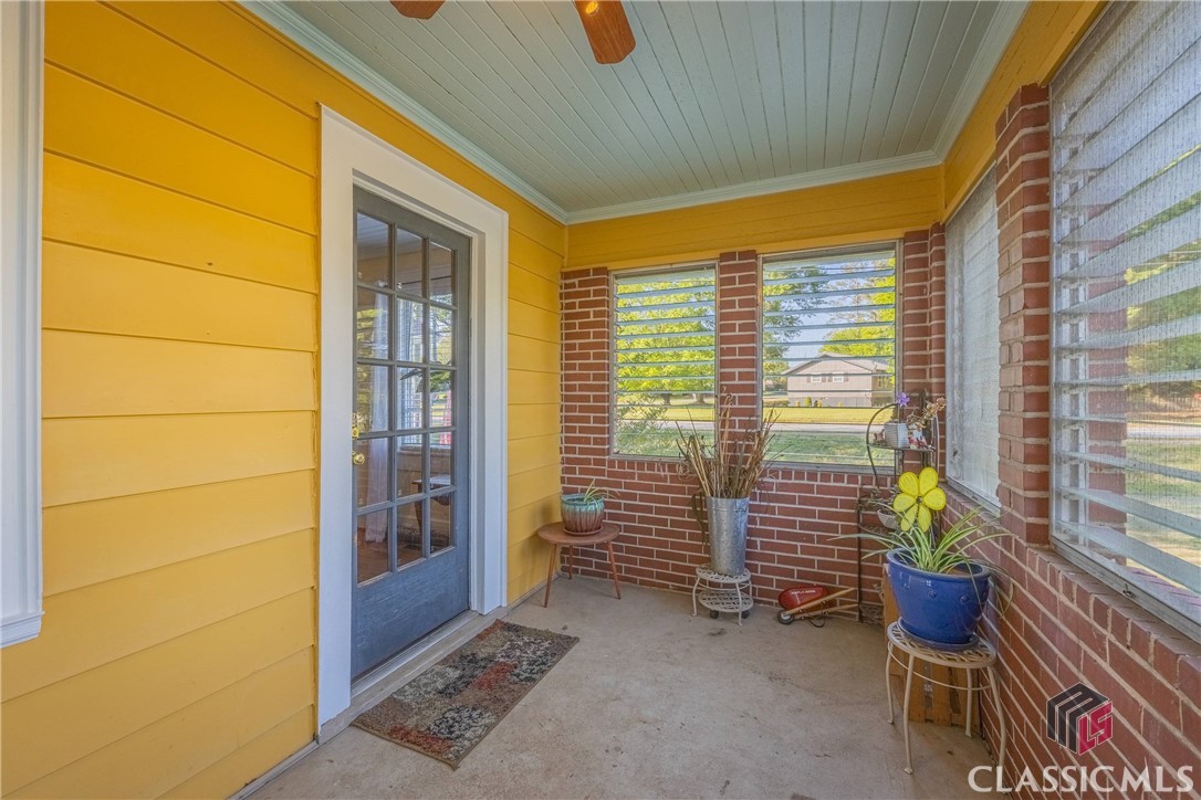 524 Hartwell Road Lavonia, GA 30553 - Photo 18 of 75 Gallery Image 18