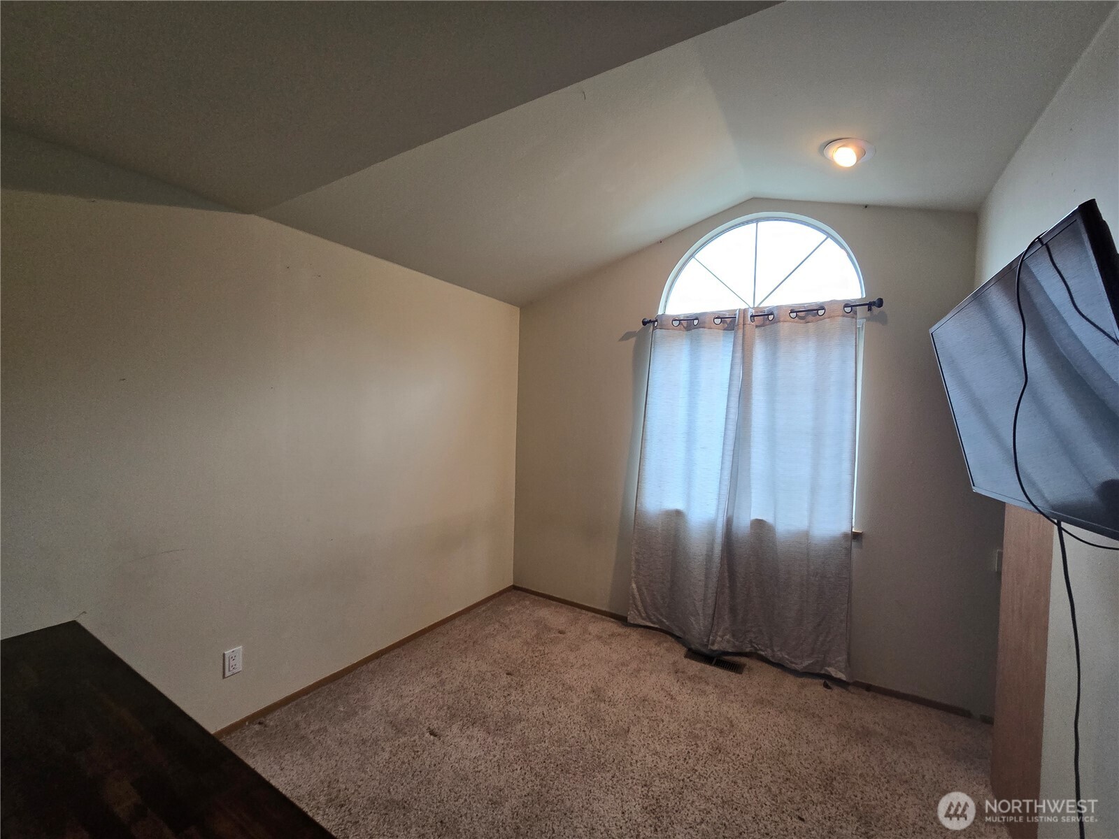 1223 Southwest 353rd Street Federal Way, WA 98023 - Photo 18 of 24