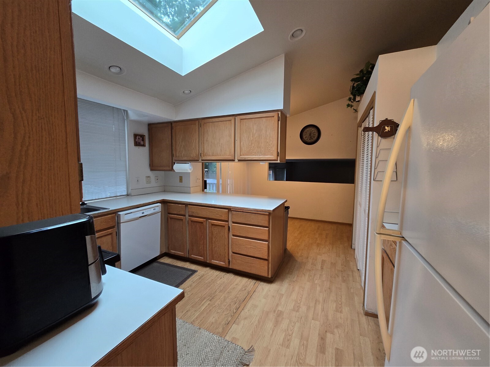 1223 Southwest 353rd Street Federal Way, WA 98023 - Photo 8 of 24