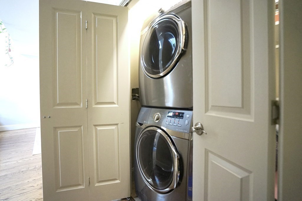 8 Graystone Circle Winchester, MA 01890 - Photo 16 of 41