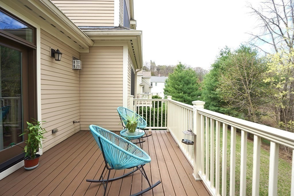 8 Graystone Circle Winchester, MA 01890 - Photo 20 of 41