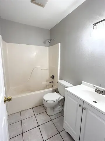 $1,400 | 2325 Louisiana Avenue, New Orleans, LA 70115