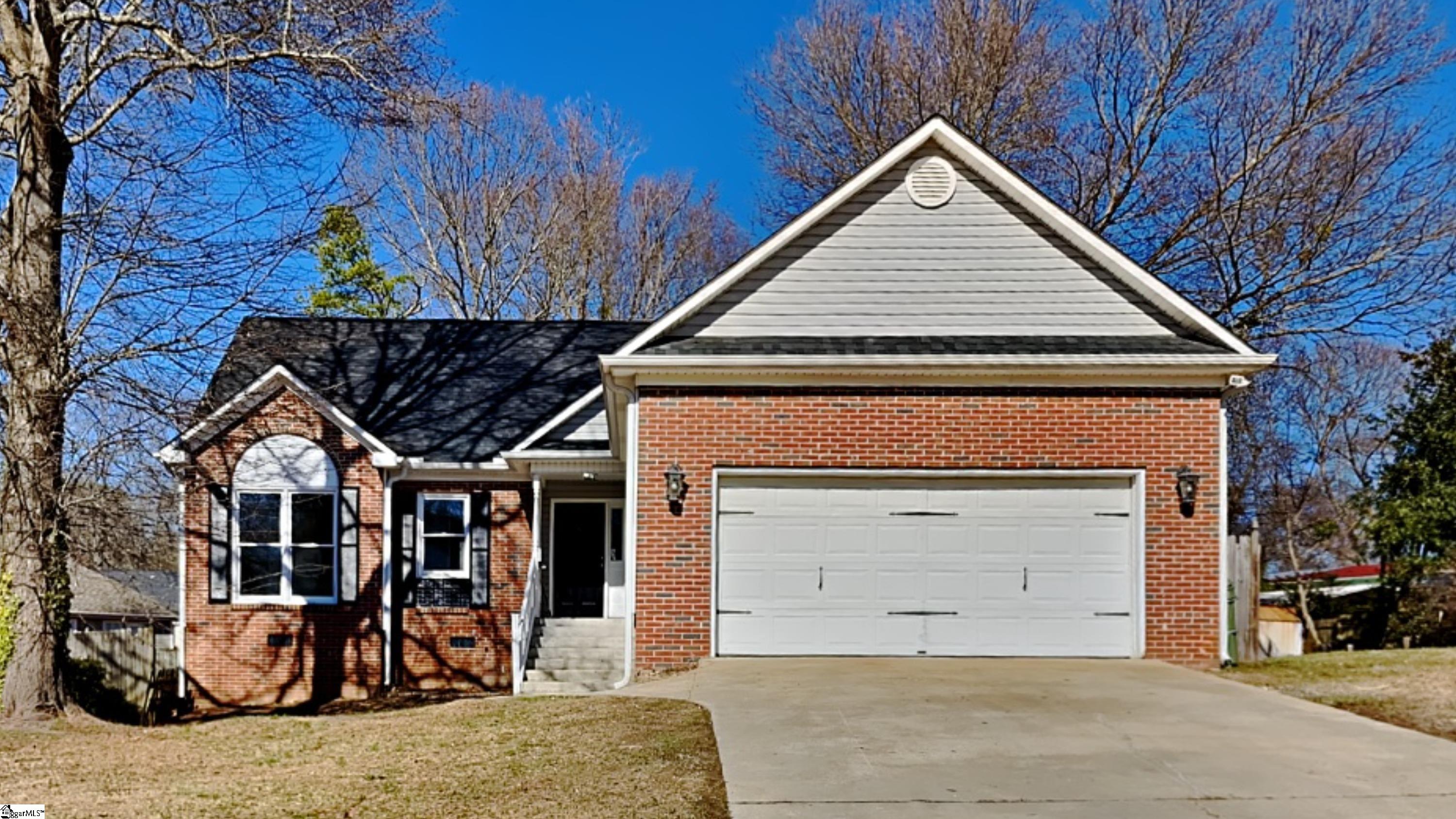 16 Fawndale Lane Fountain Inn, SC 29644 - Photo 1 of 11