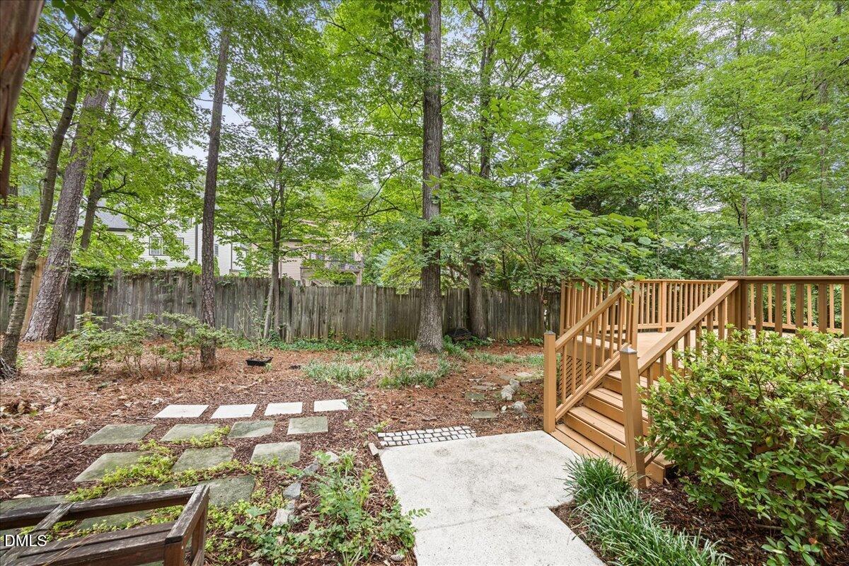 4404 Lancashire Drive Raleigh, NC 27613 - Photo 30 of 37 31-2A1A1825