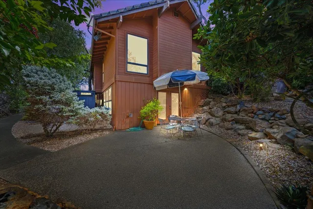 $950,000 | 6415 Fairway Court, Auburn, CA 95602