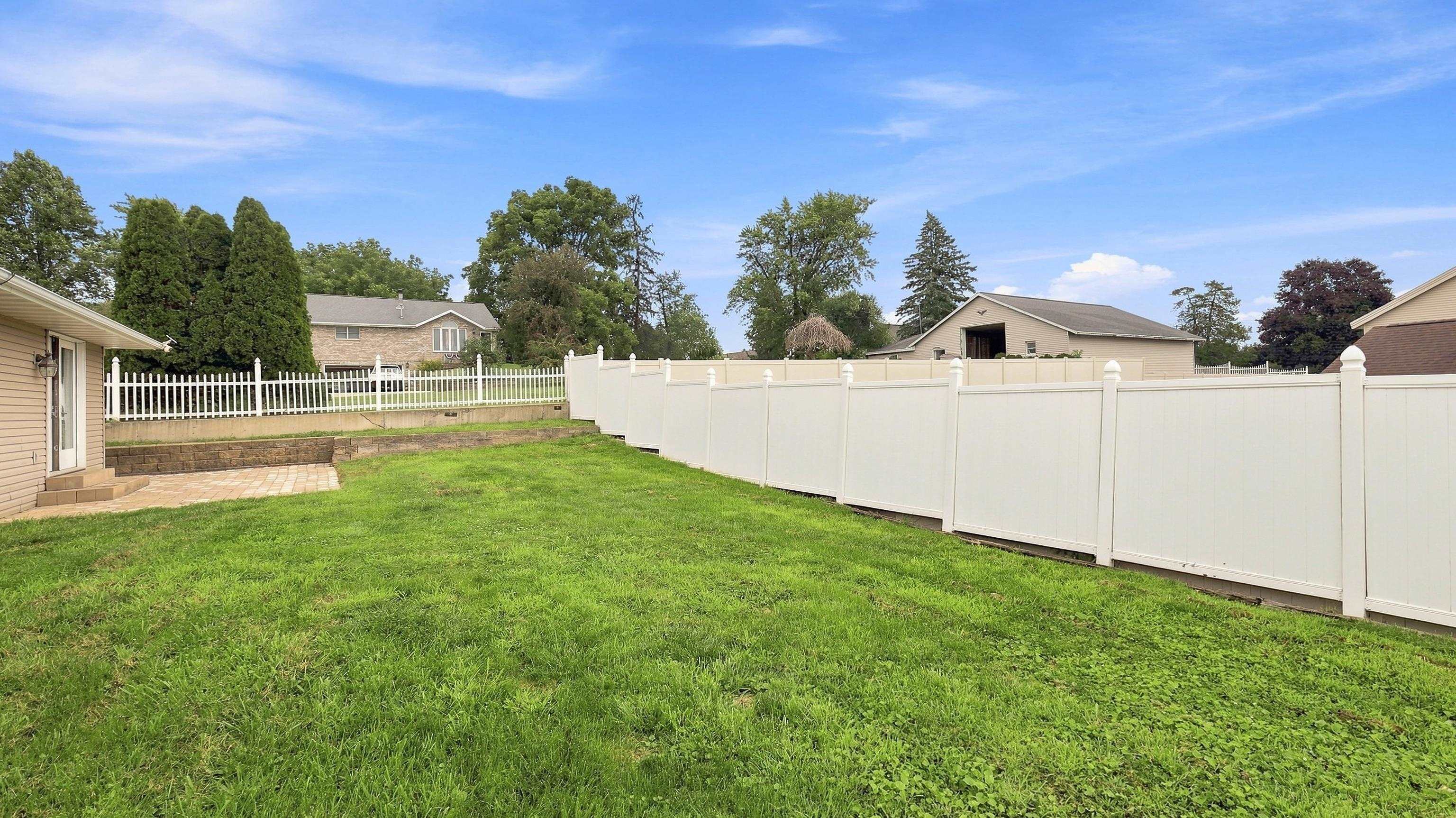 2300 Trenton Road Dubuque, IA 52002 - Photo 38 of 39 Gallery Image 38