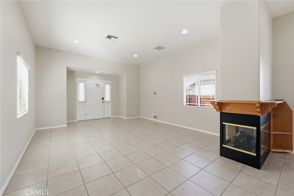 1232 Beasley Street Ridgecrest, CA 93555 - Photo 7 of 39 Gallery Image 7