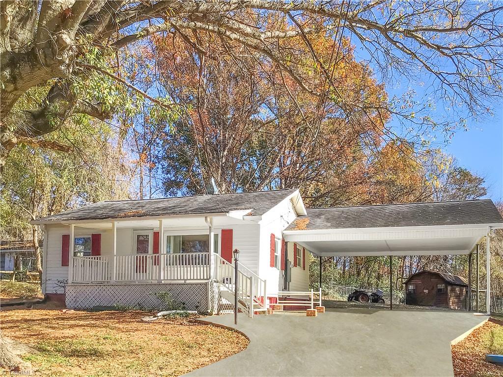255 Quaker Church Road Siloam, NC 27047 - Photo 3 of 22 Gallery Image 3