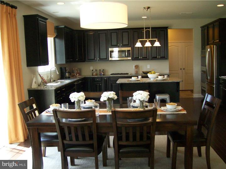 104 Windsor Road Mullica Hill, NJ 08062 - Photo 5 of 20 Kitchen