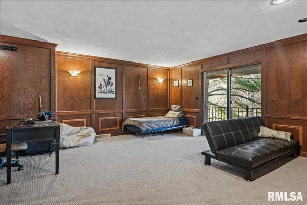 $549,900 | 2551 East Lake Shore Drive, Springfield, IL 62712