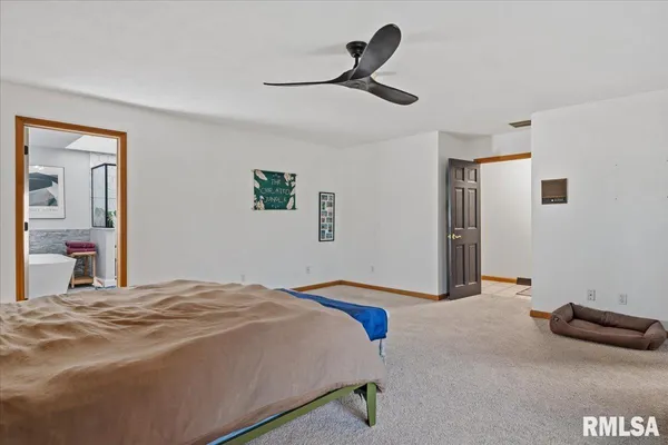 $549,900 | 2551 East Lake Shore Drive, Springfield, IL 62712