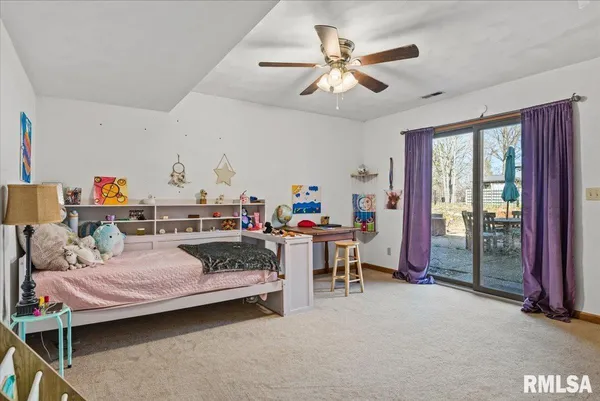 $549,900 | 2551 East Lake Shore Drive, Springfield, IL 62712