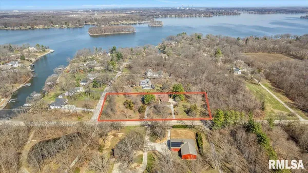 $549,900 | 2551 East Lake Shore Drive, Springfield, IL 62712