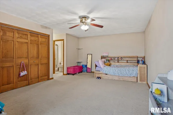 $549,900 | 2551 East Lake Shore Drive, Springfield, IL 62712