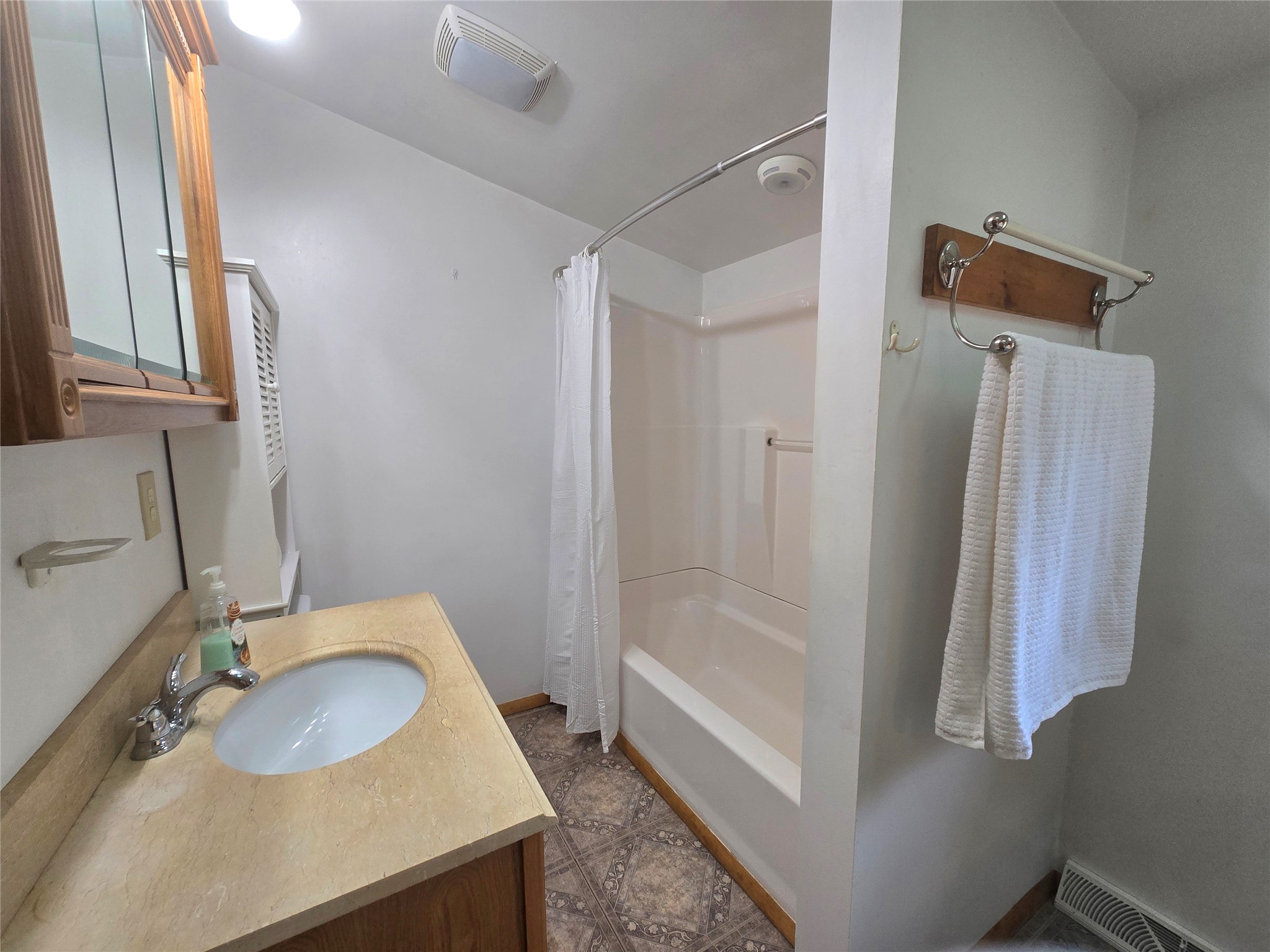 1068 Glenwood Road Vestal, NY 13850 - Photo 11 of 40