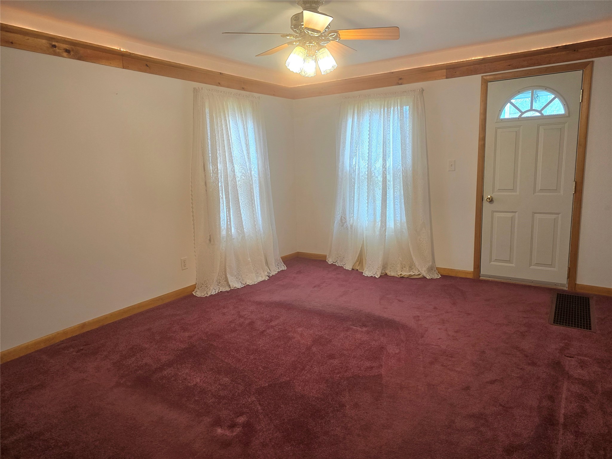 1068 Glenwood Road Vestal, NY 13850 - Photo 14 of 40