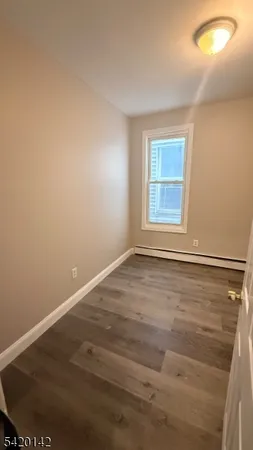 $2,250 | 131 South 8th Street, Newark, NJ 07107