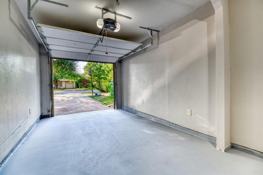3214 Parker Street Irving, TX 75062 - Photo 22 of 22 a view of large room with a ceiling fan