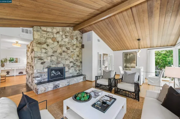 $1,395,000 | 157 Shuey Drive, Moraga, CA 94556