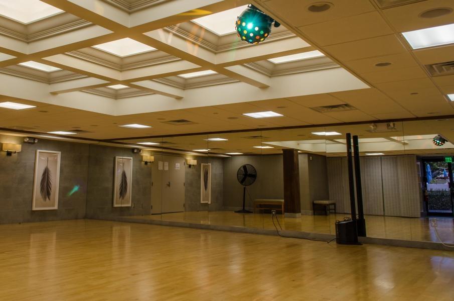 2707 North Ocean Boulevard, Unit D703 Boca Raton, FL 33431 - Photo 25 of 26 Exercise Room Y&R