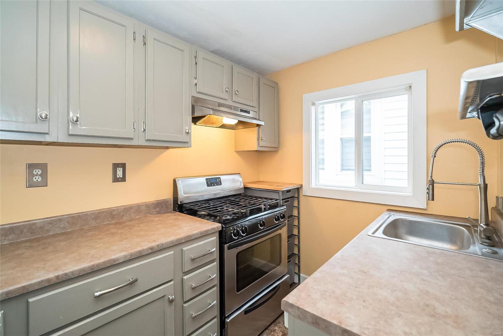 2217 Richert Place St. Louis, MO 63143 - Photo 19 of 54