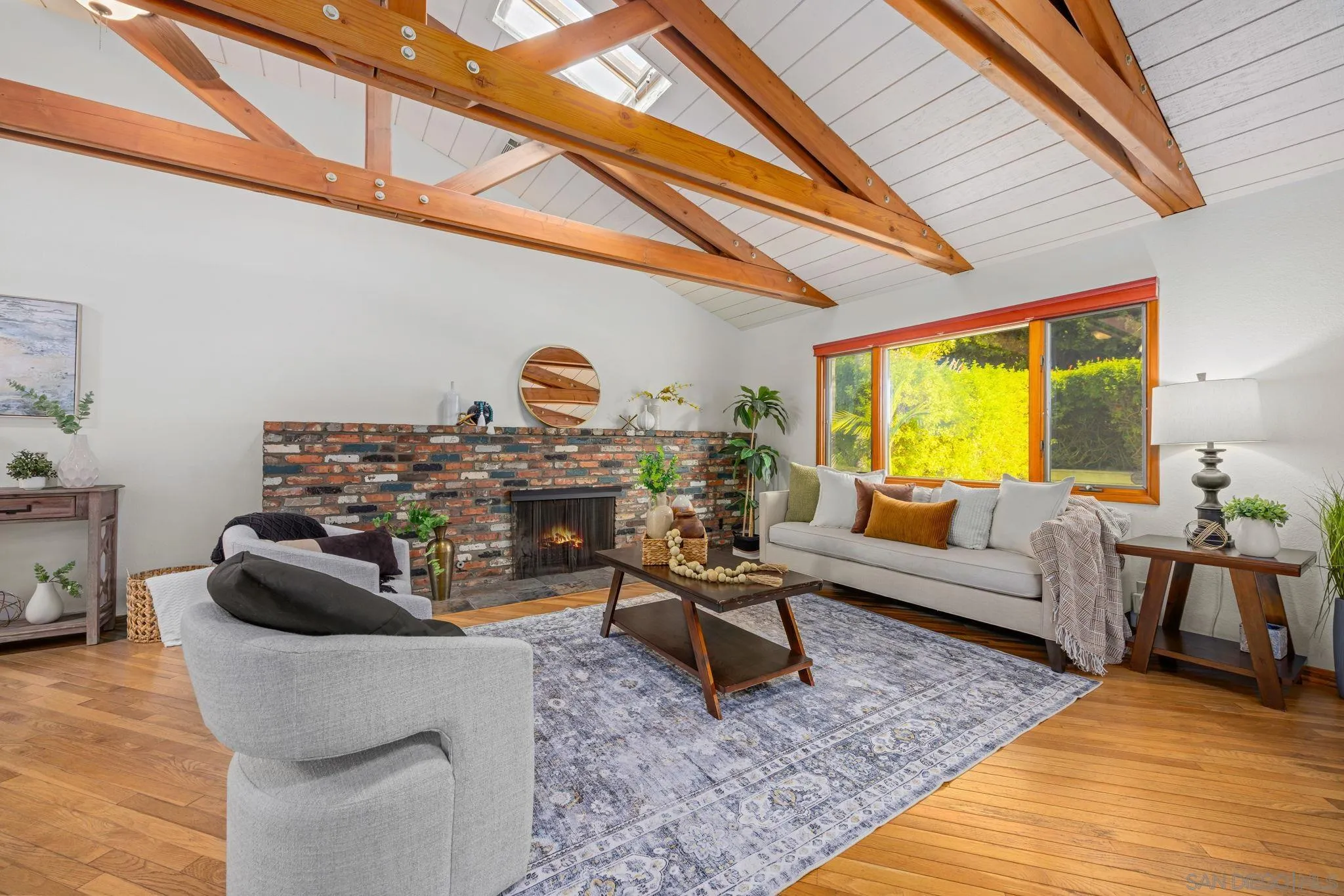 661 Union Street Encinitas, CA 92024 - Photo 2 of 60