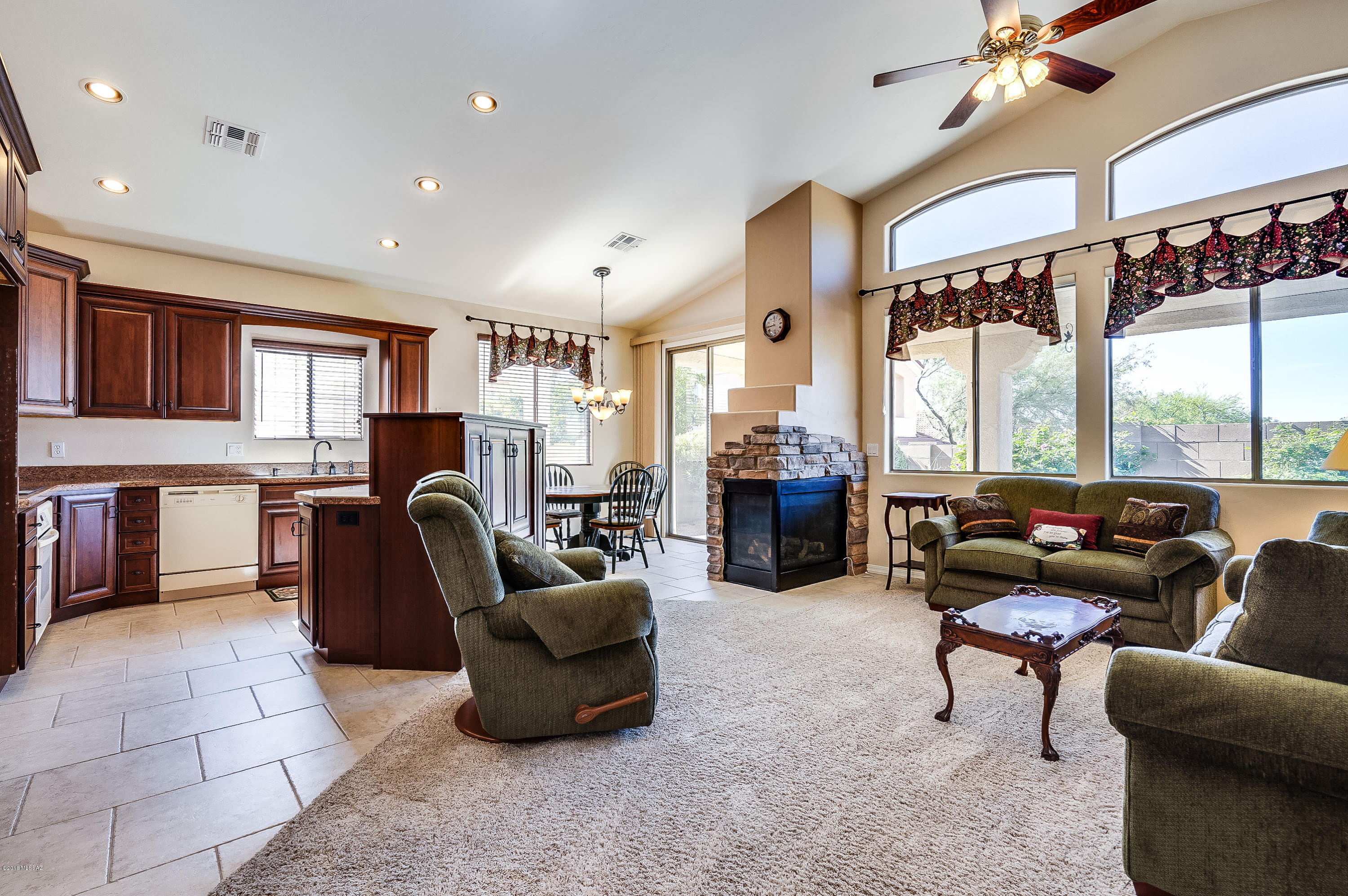 5246 North Spring Pointe Place Tucson, AZ 85749 - Photo 12 of 40 Gallery Image 12
