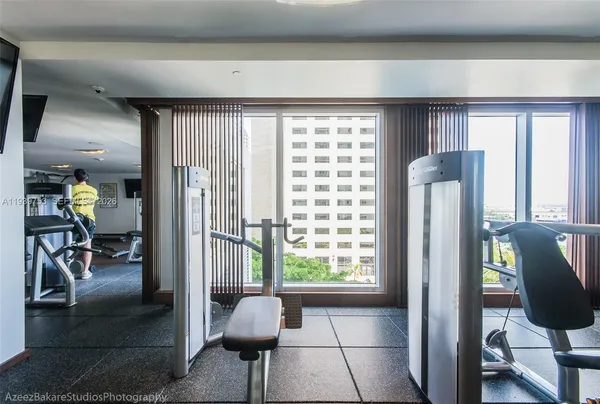 $650,000 | 335 South Biscayne Boulevard, Unit 3005, Miami, FL 33131