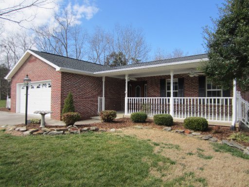 105 Chester Lane Oak Ridge, TN 37830 - Photo 1 of 1 Primary Photo