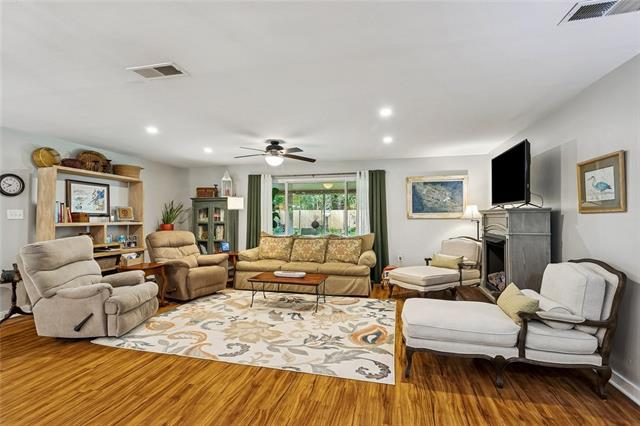 105 Country Club Boulevard Slidell, LA 70458 - Photo 4 of 27