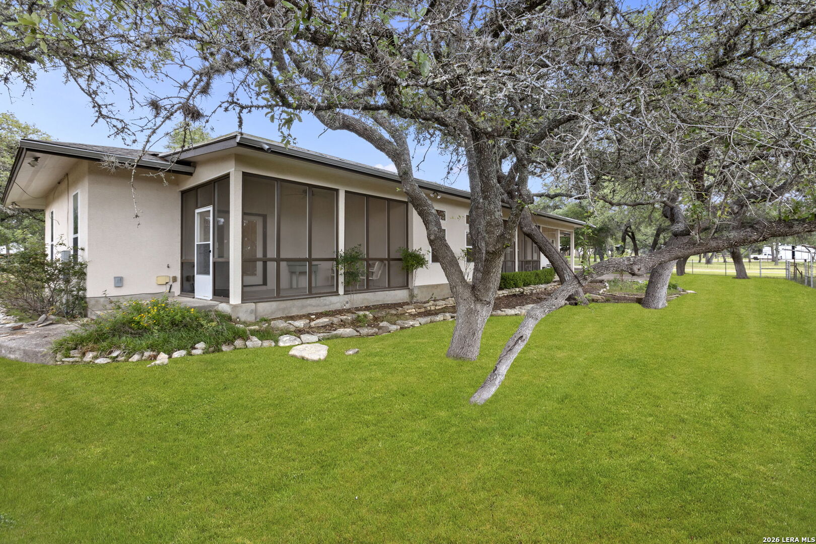 241 Ammann Road Boerne, TX 78015 - Photo 23 of 40