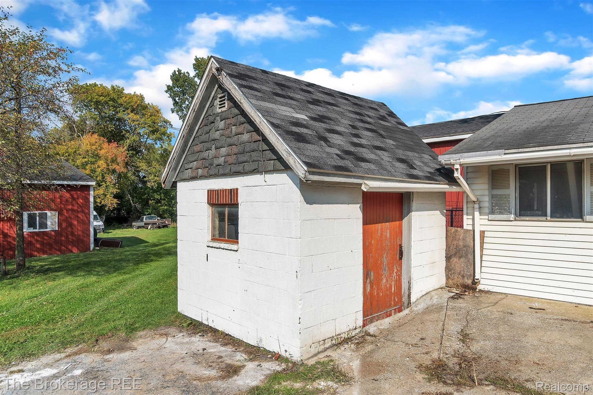 4730 West Lake Road Columbiaville, MI 48421 - Photo 66 of 72 63-4730 W Lake Rd-windowstill-reale.jpg