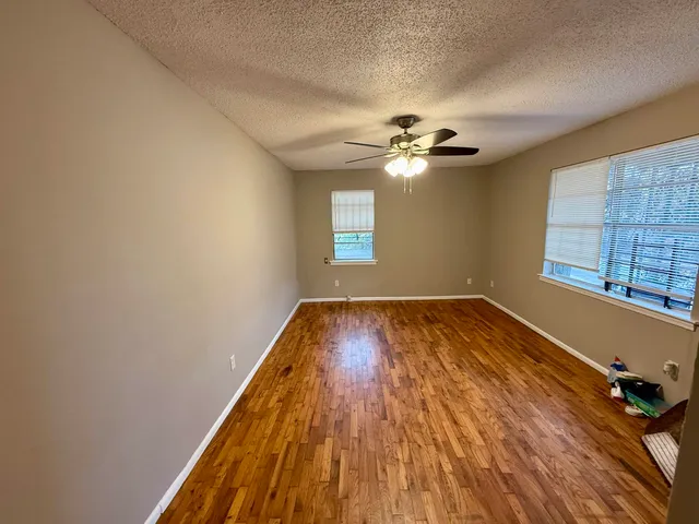 $950 | 1728 Felix Avenue, Memphis, TN 38114