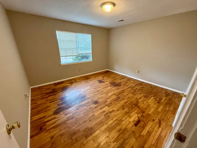 $950 | 1728 Felix Avenue, Memphis, TN 38114