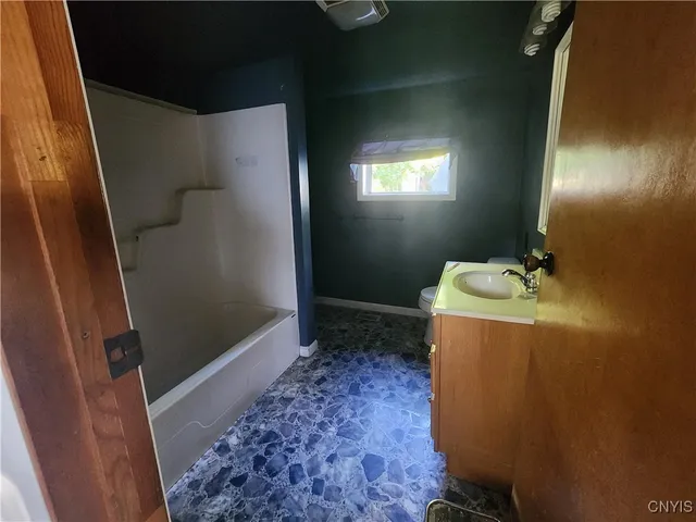 $65,000 | 21 Maple Avenue, Antwerp, NY 13608