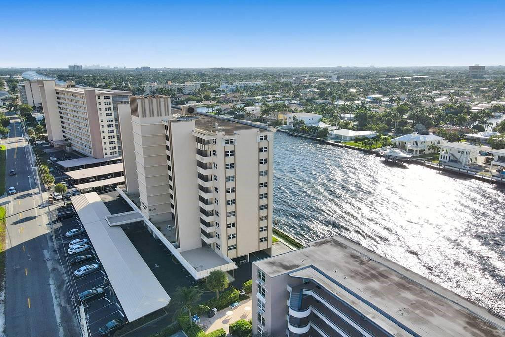 303 North Riverside Drive, Unit 503 Pompano Beach, FL 33062 - Photo 21 of 29 a view of a city with tall buildings