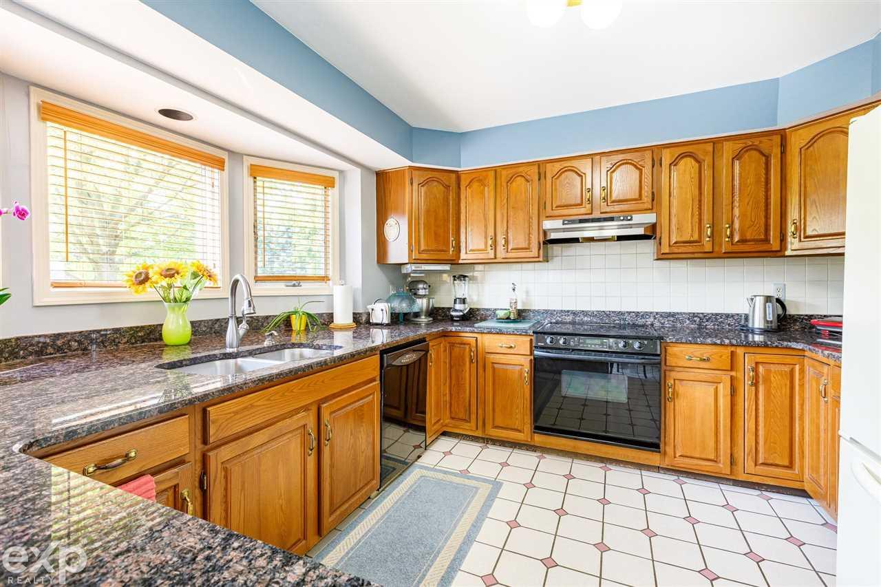2173 Reagan Drive Rochester Hills, MI 48309 - Photo 14 of 36
