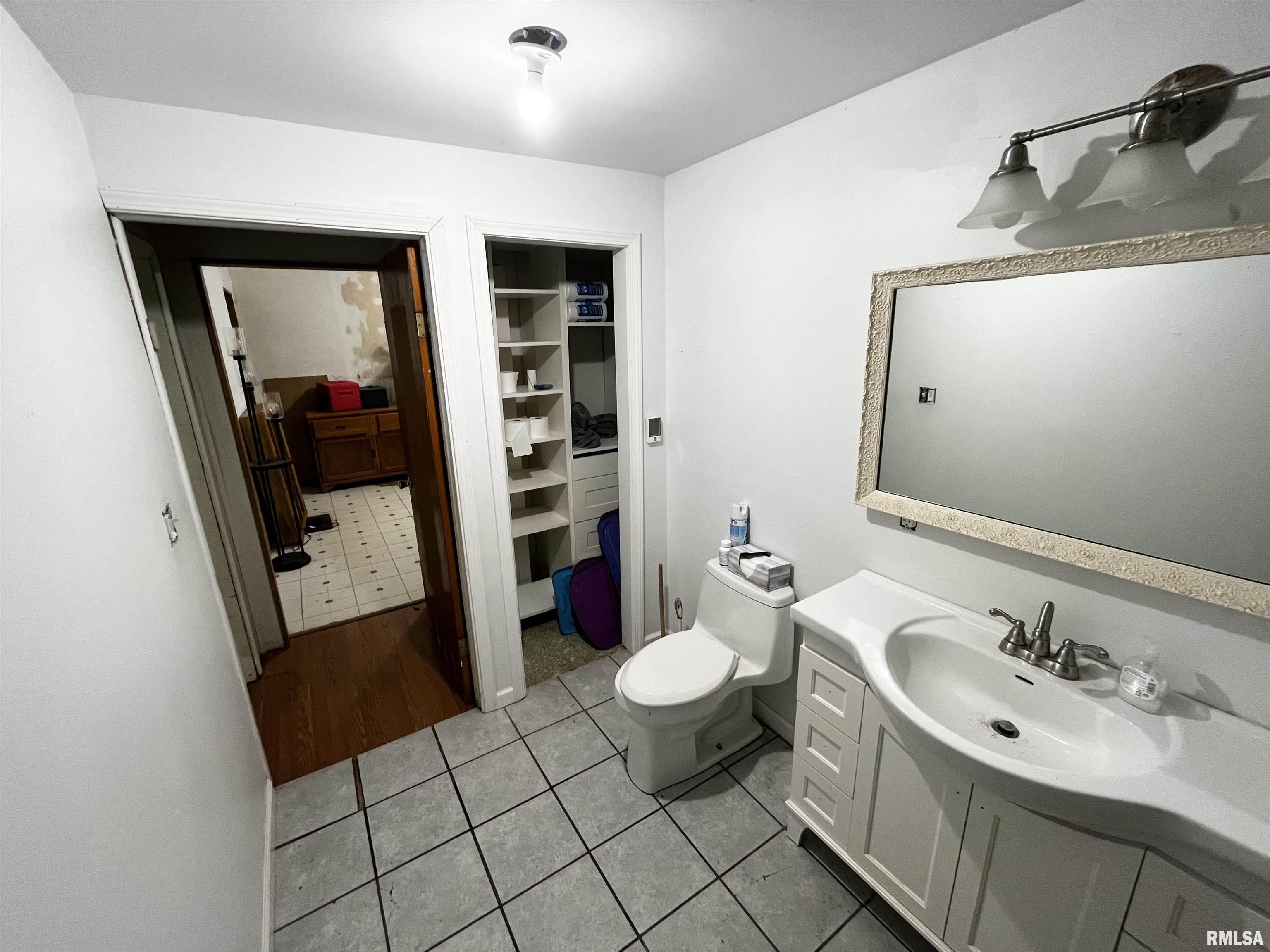 401 East 4th Street Delavan, IL 61734 - Photo 12 of 43