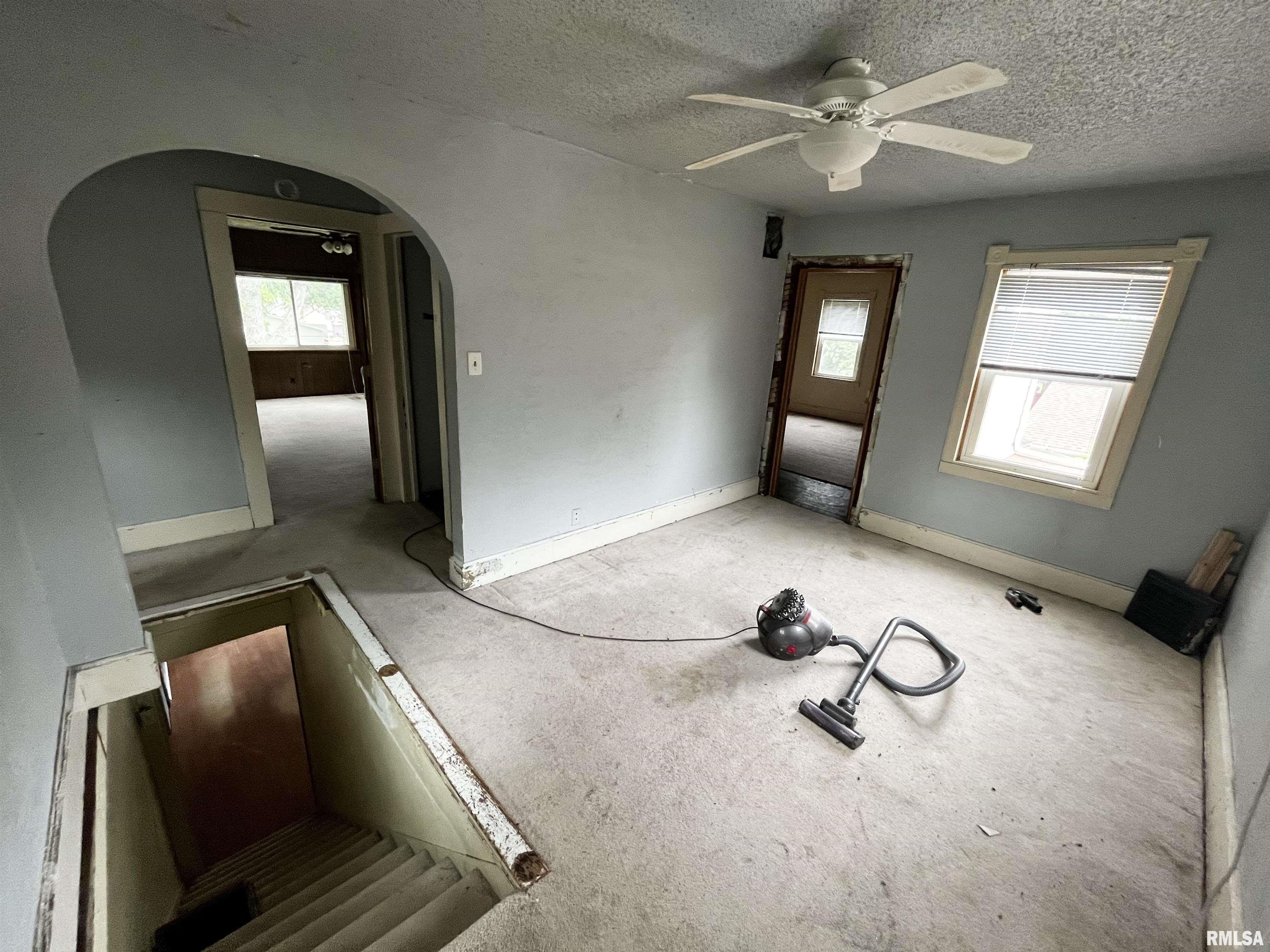 401 East 4th Street Delavan, IL 61734 - Photo 26 of 43