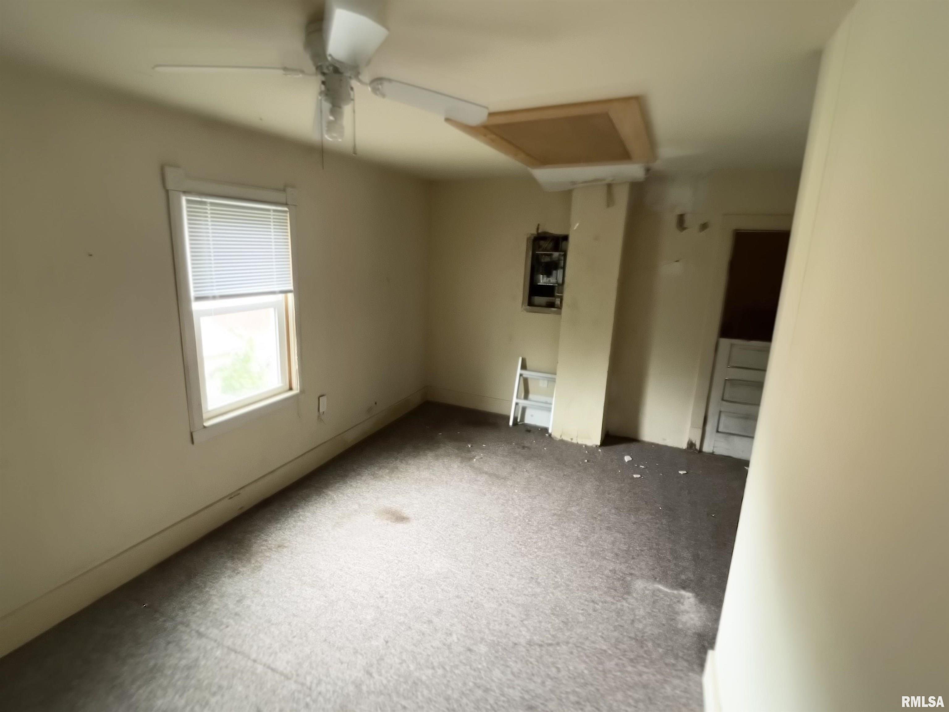 401 East 4th Street Delavan, IL 61734 - Photo 32 of 43