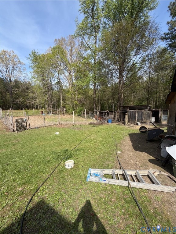 4806 Cox Road Wilsons, VA 23894 - Photo 9 of 12