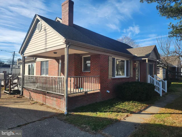 $325,000 | 42 South Edgehill Avenue, Dover, DE 19901