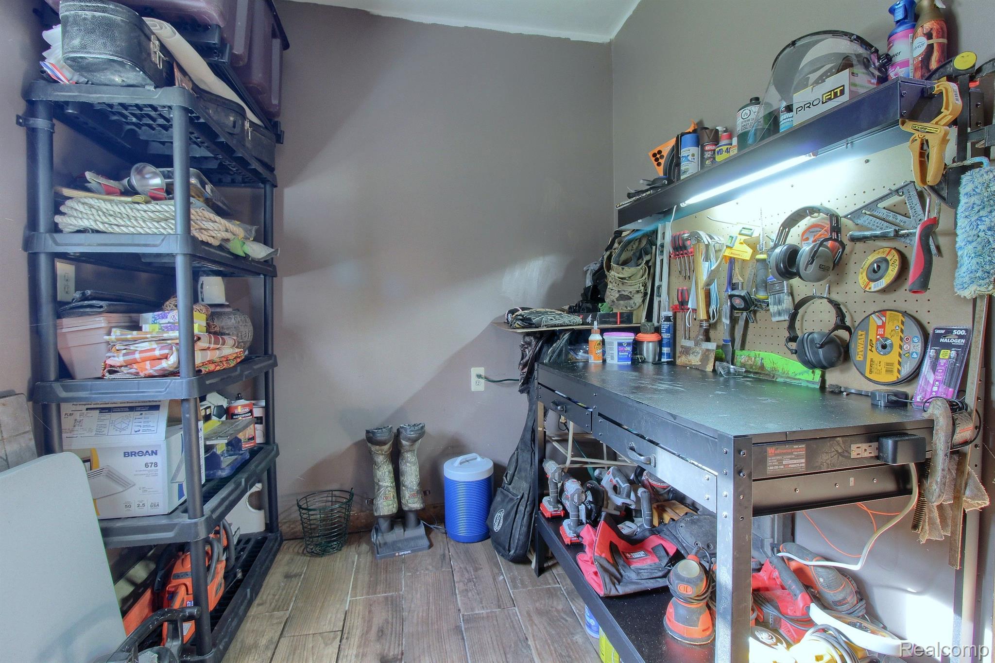 6570 Hivon Road Carleton, MI 48117 - Photo 20 of 36 Gallery Image 20