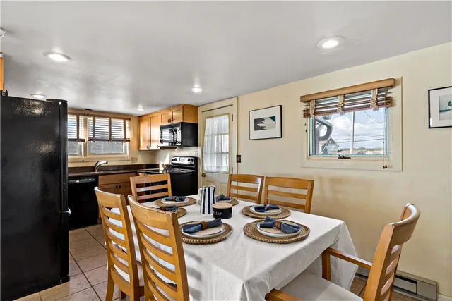 $1,850,000 | 975 Matunuck Beach Road, South Kingstown, RI 02879