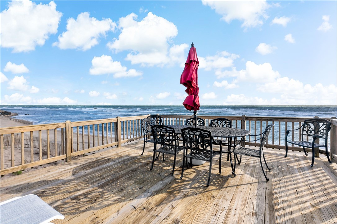 975 Matunuck Beach Road South Kingstown, RI 02879 - Photo 23 of 35