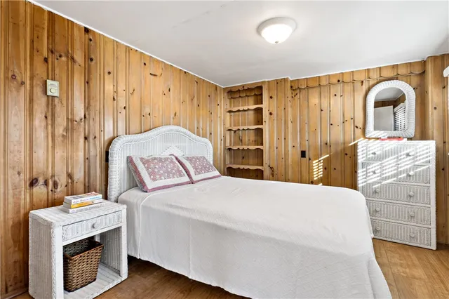 $1,850,000 | 975 Matunuck Beach Road, South Kingstown, RI 02879