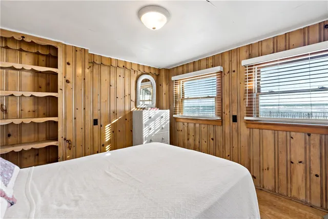 $1,850,000 | 975 Matunuck Beach Road, South Kingstown, RI 02879