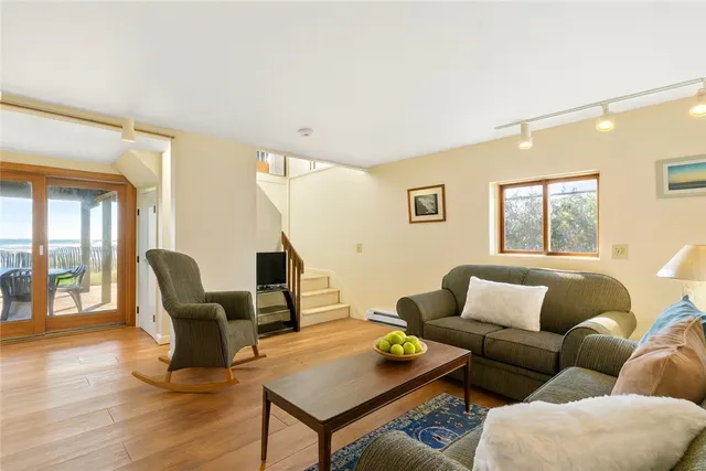 $1,850,000 | 975 Matunuck Beach Road, South Kingstown, RI 02879